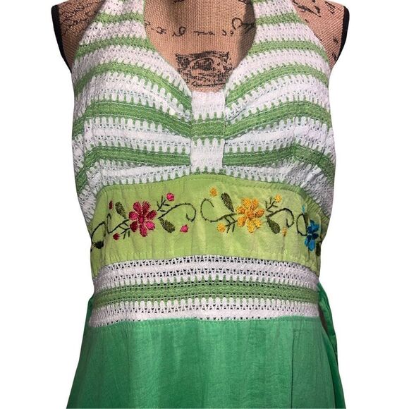 Mexican Bright Green Summer Hankerchief Crochet Halter Women’s Dress size large - Picture 8 of 9